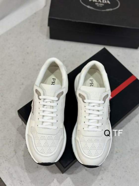 Picture of Prada Shoes _SKUPradasz38-453CTF081119356